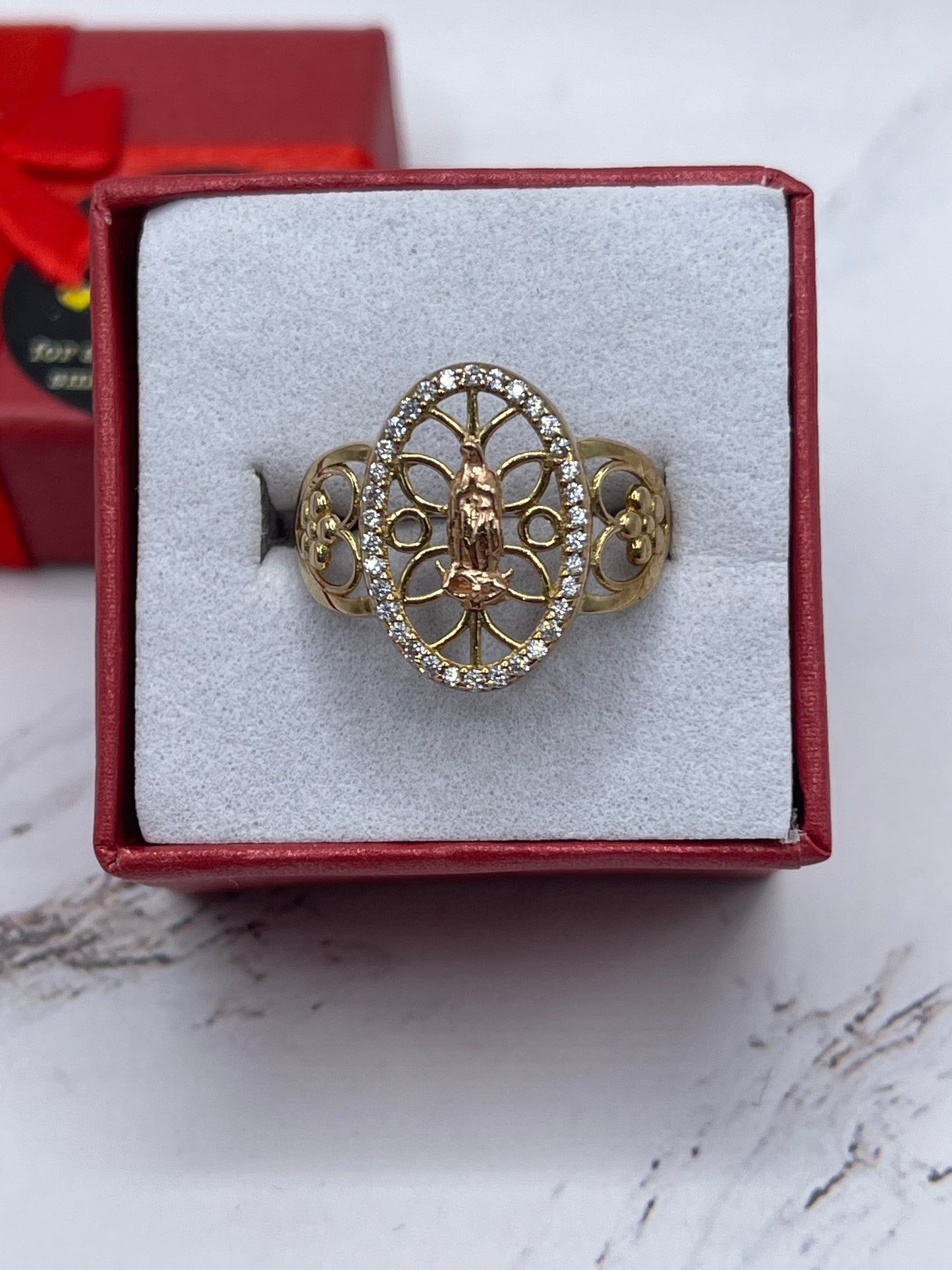 Virgen Oval Cz Ring 10k