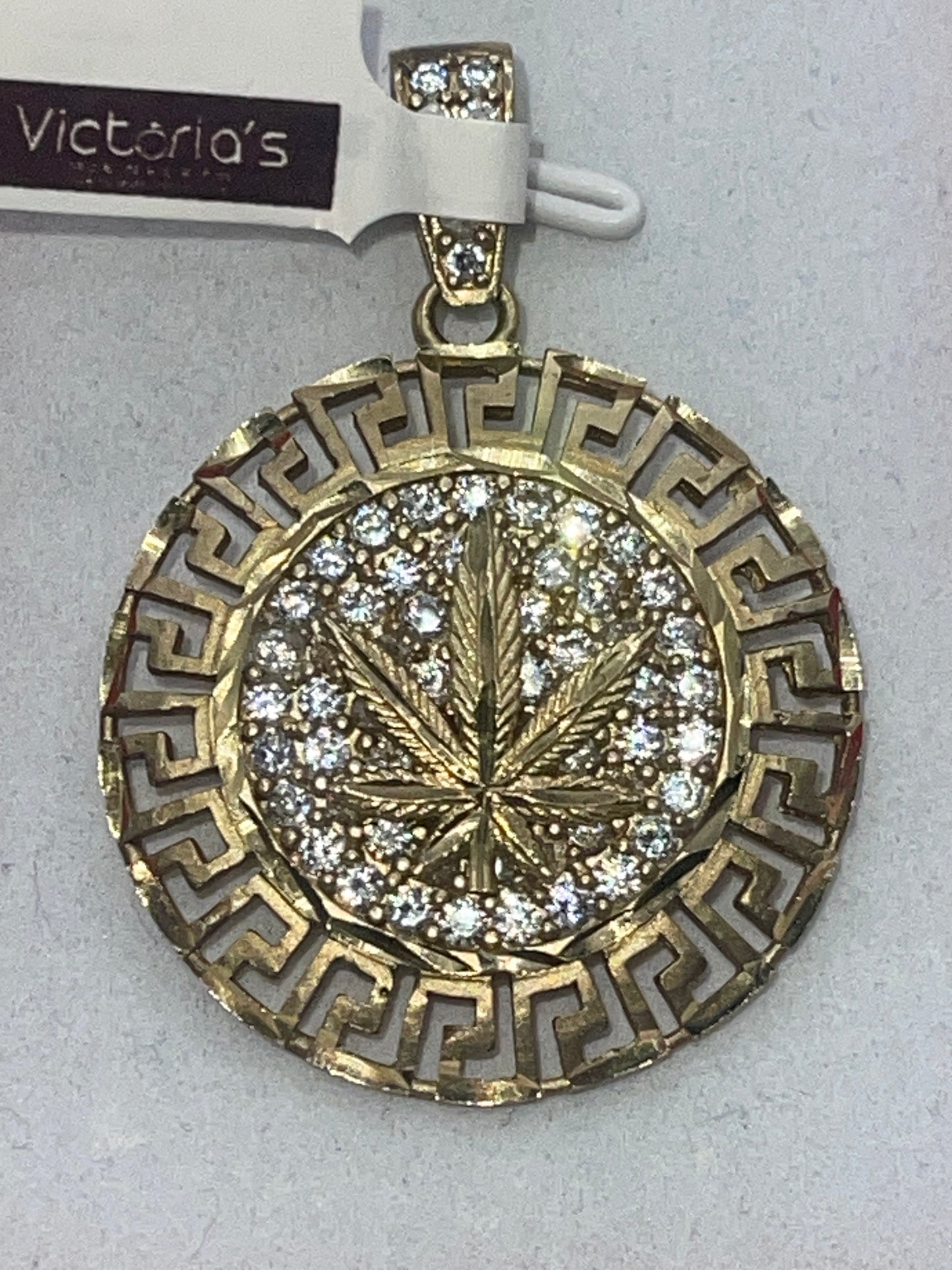 Leaf Cz Circle Pendent 10k