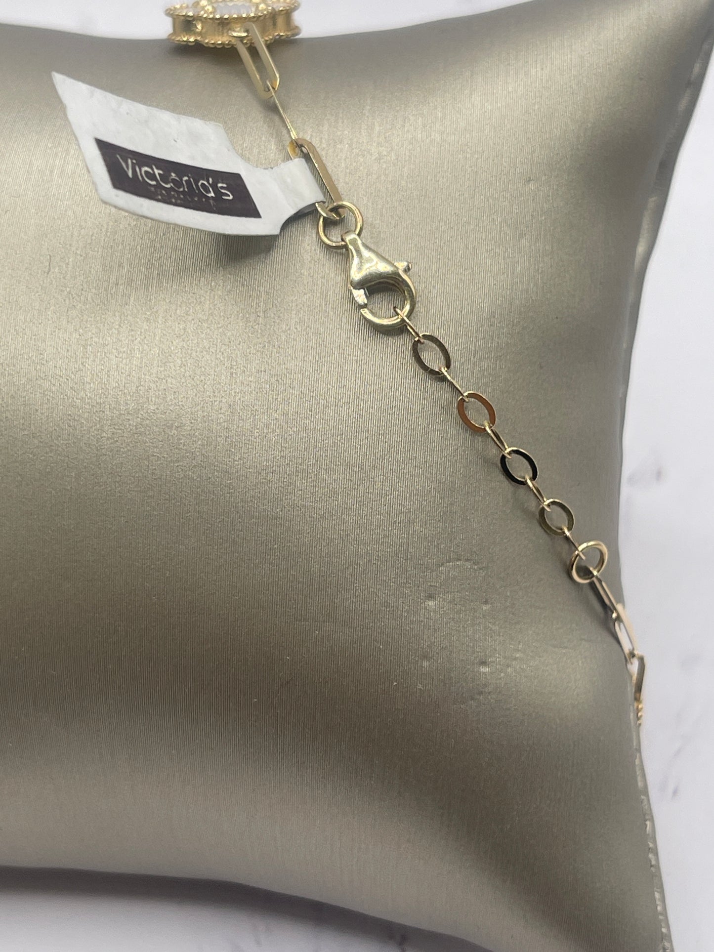 Clover White Bracelet 14k
