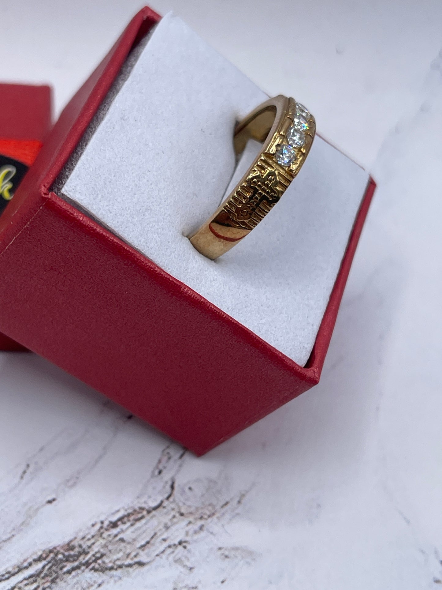 Cz Band Ring 10k