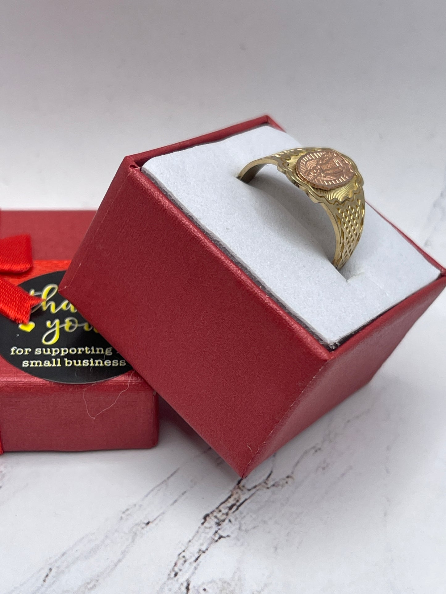 2 Tone Virgen Ring 10k