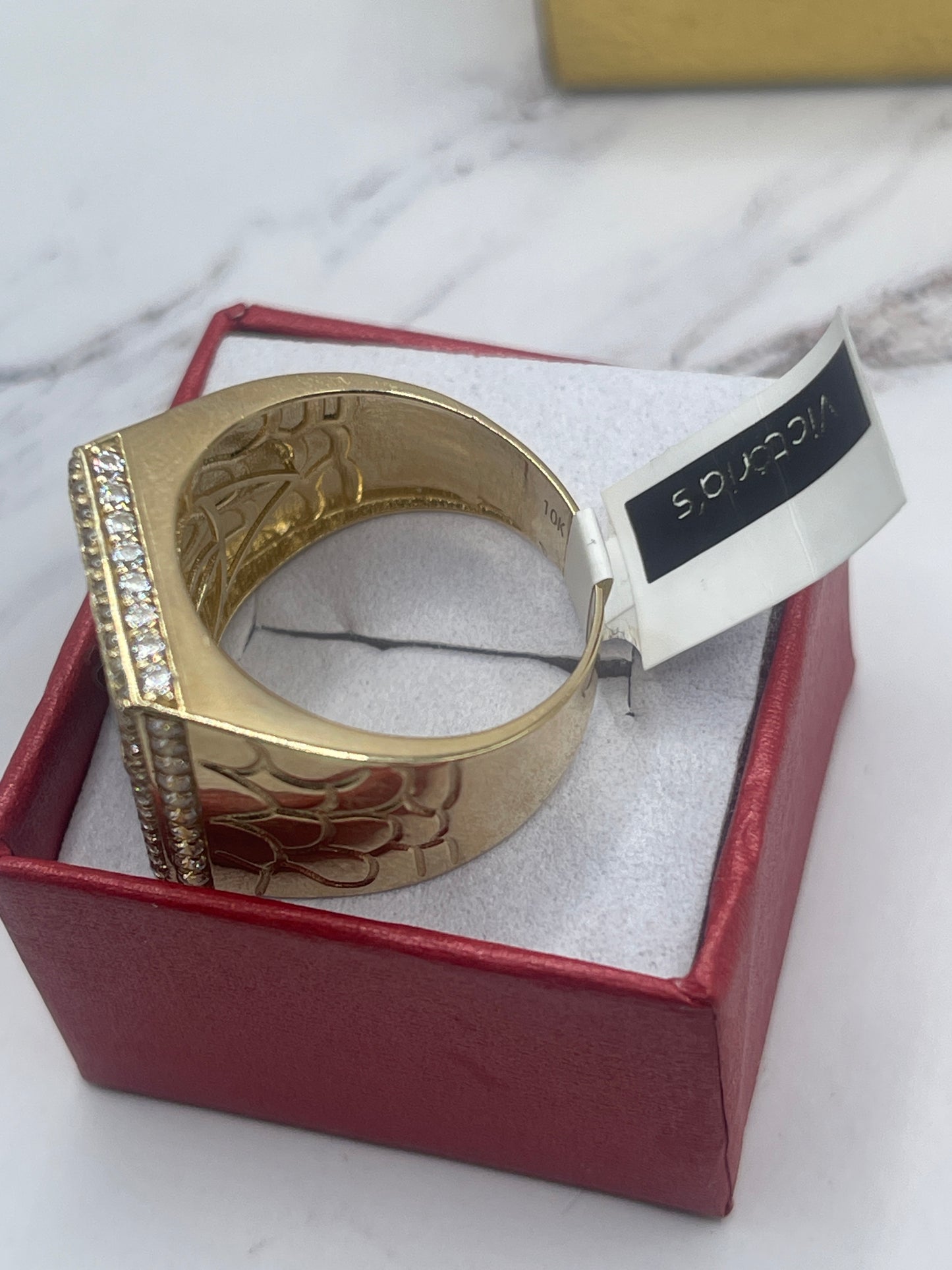 King Men Ring 10k