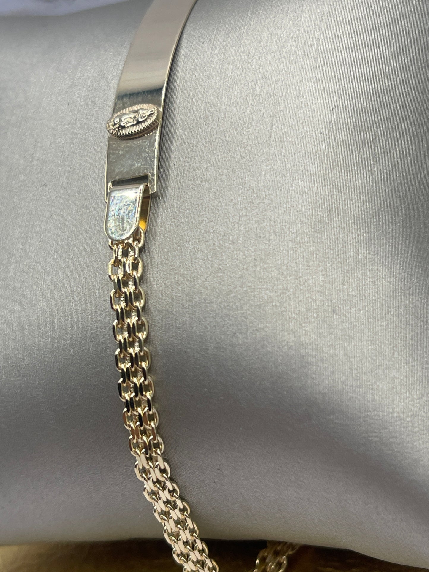 ID Virgen Bracelet 14k