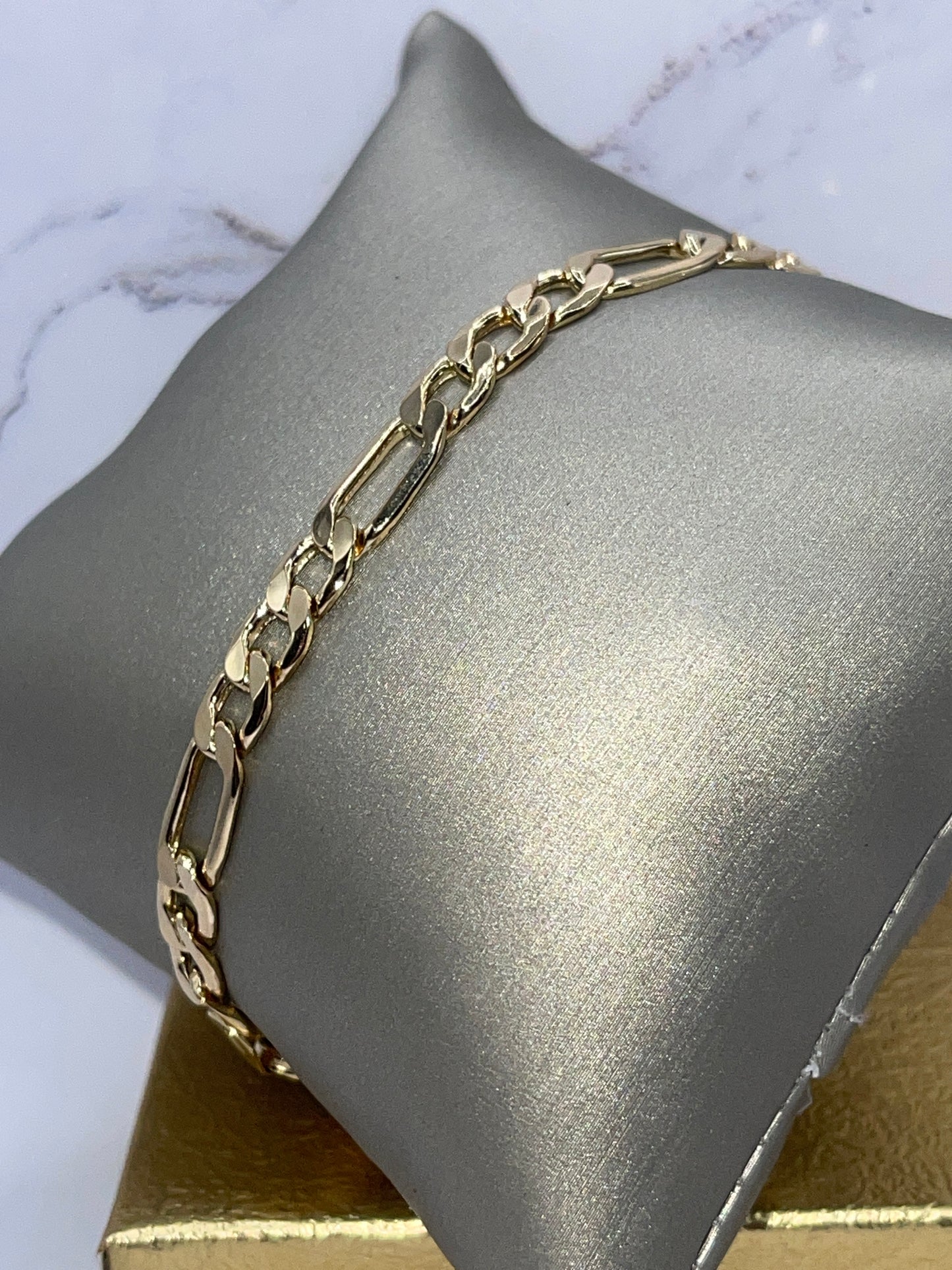 Figaro Bracelet 10k