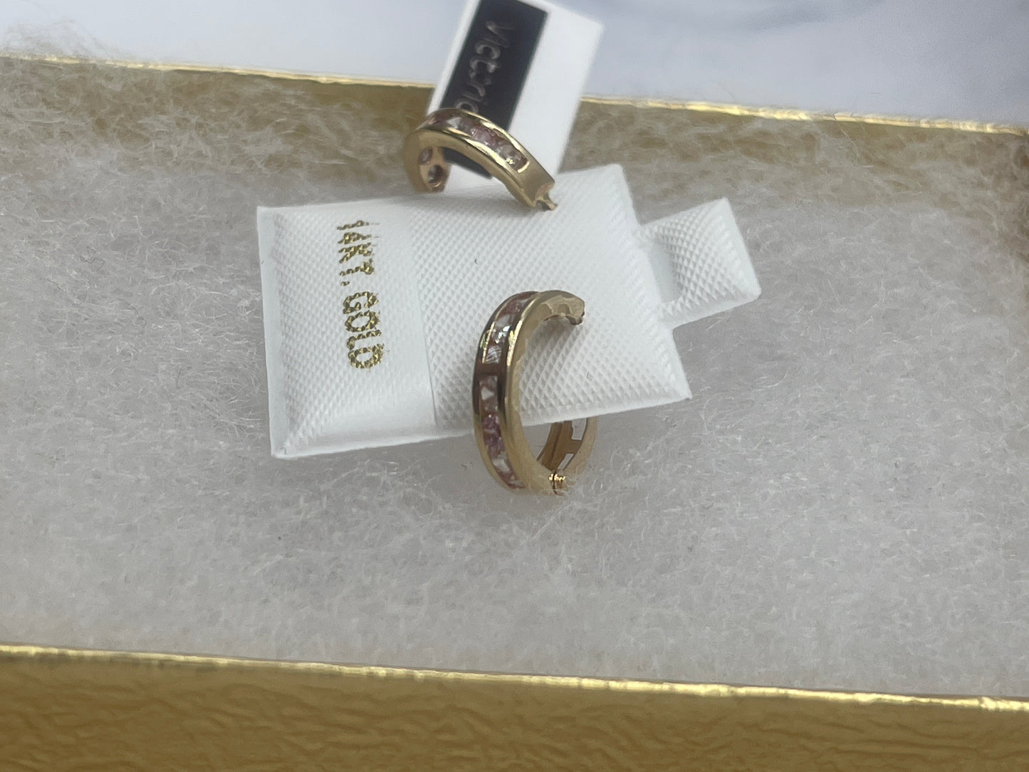 Huggies Cz Pink/White 14k