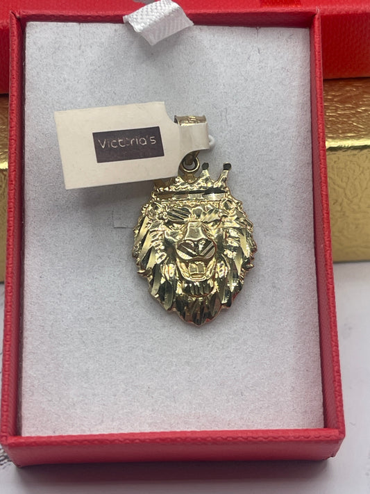 Lion Pendant 10k