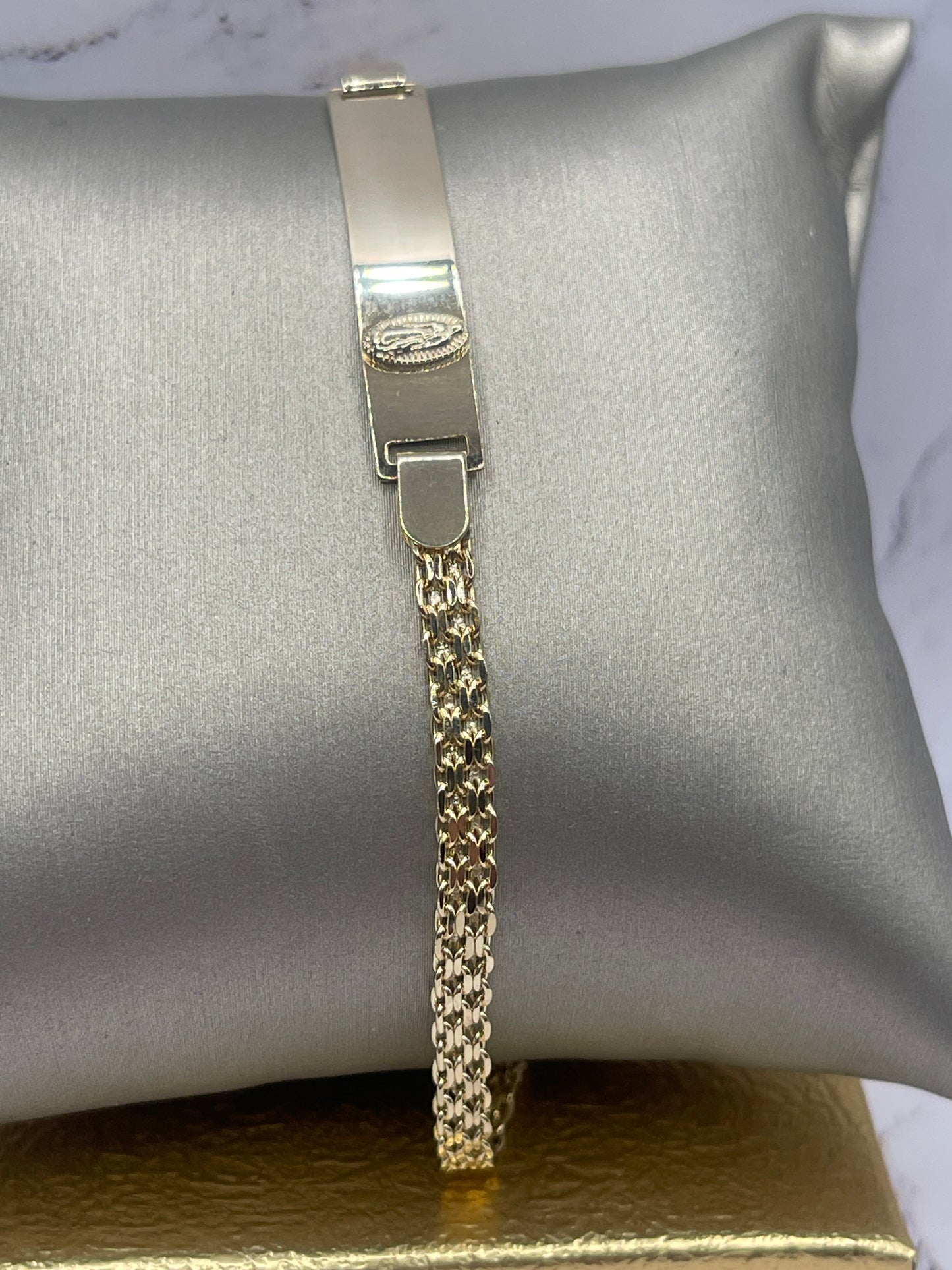 ID Virgen Bracelet 14k