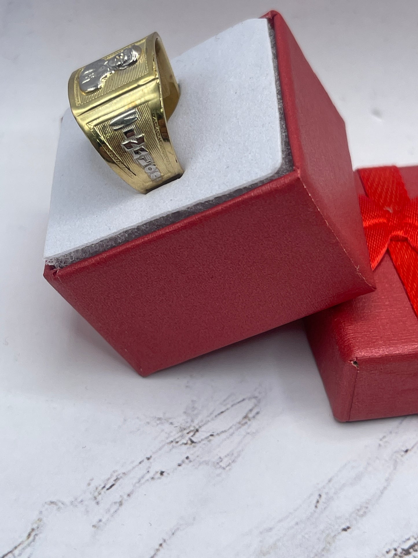 Malverde Ring 10k