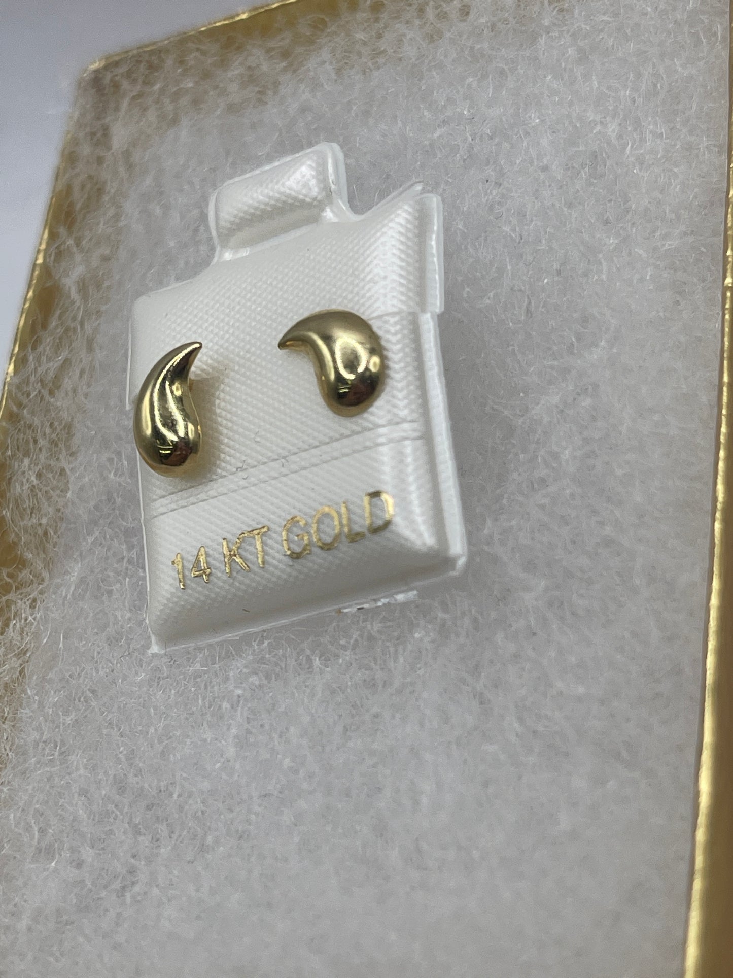 Tear Drop Earrings 14k