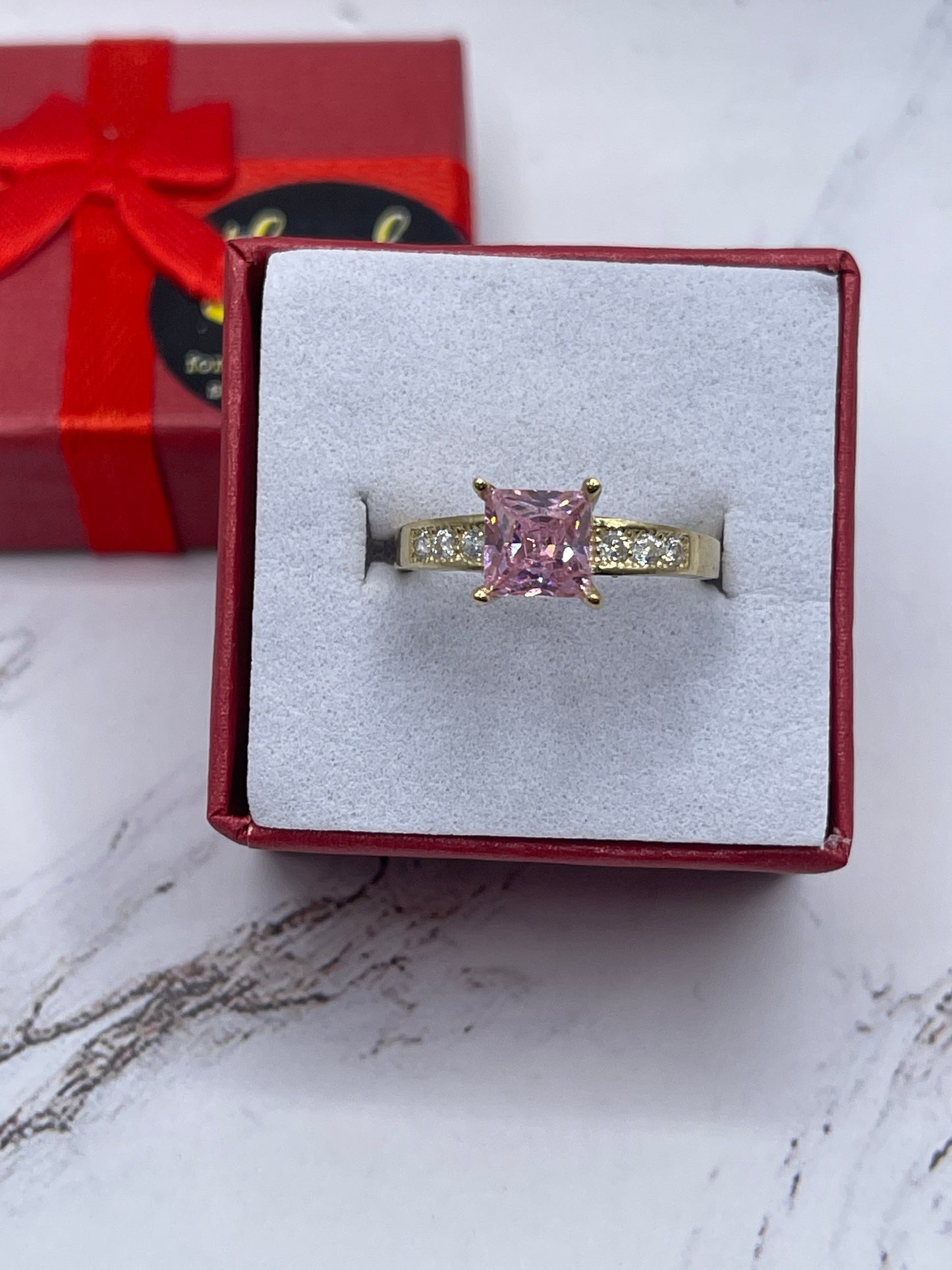 Pink Cz Ring 10k