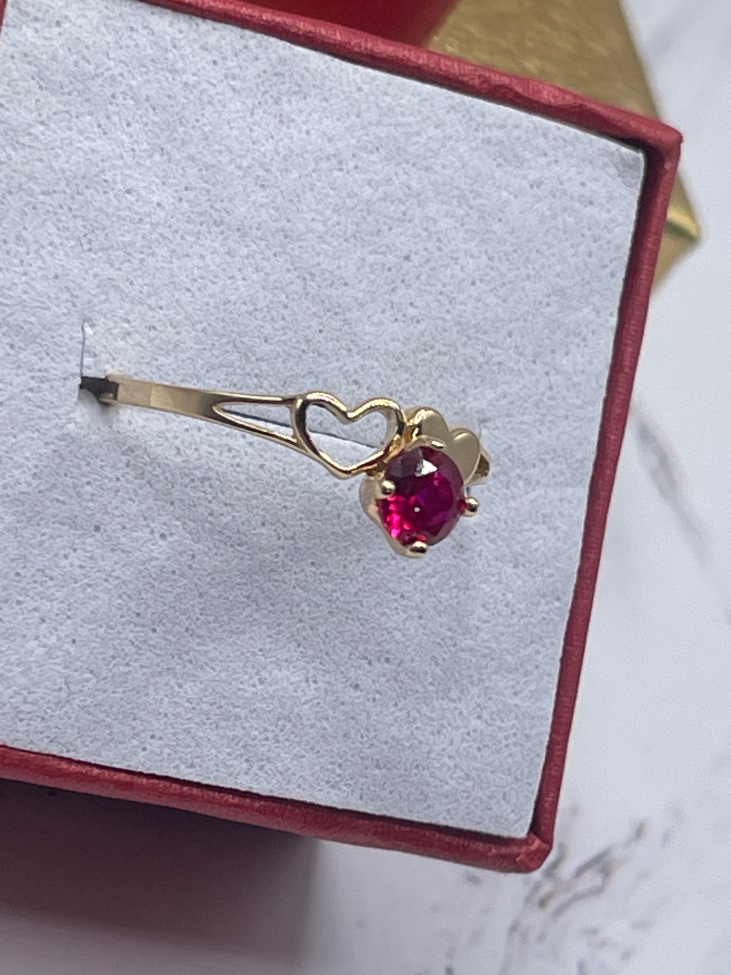 Hearts Cz Ruby Ring 14k