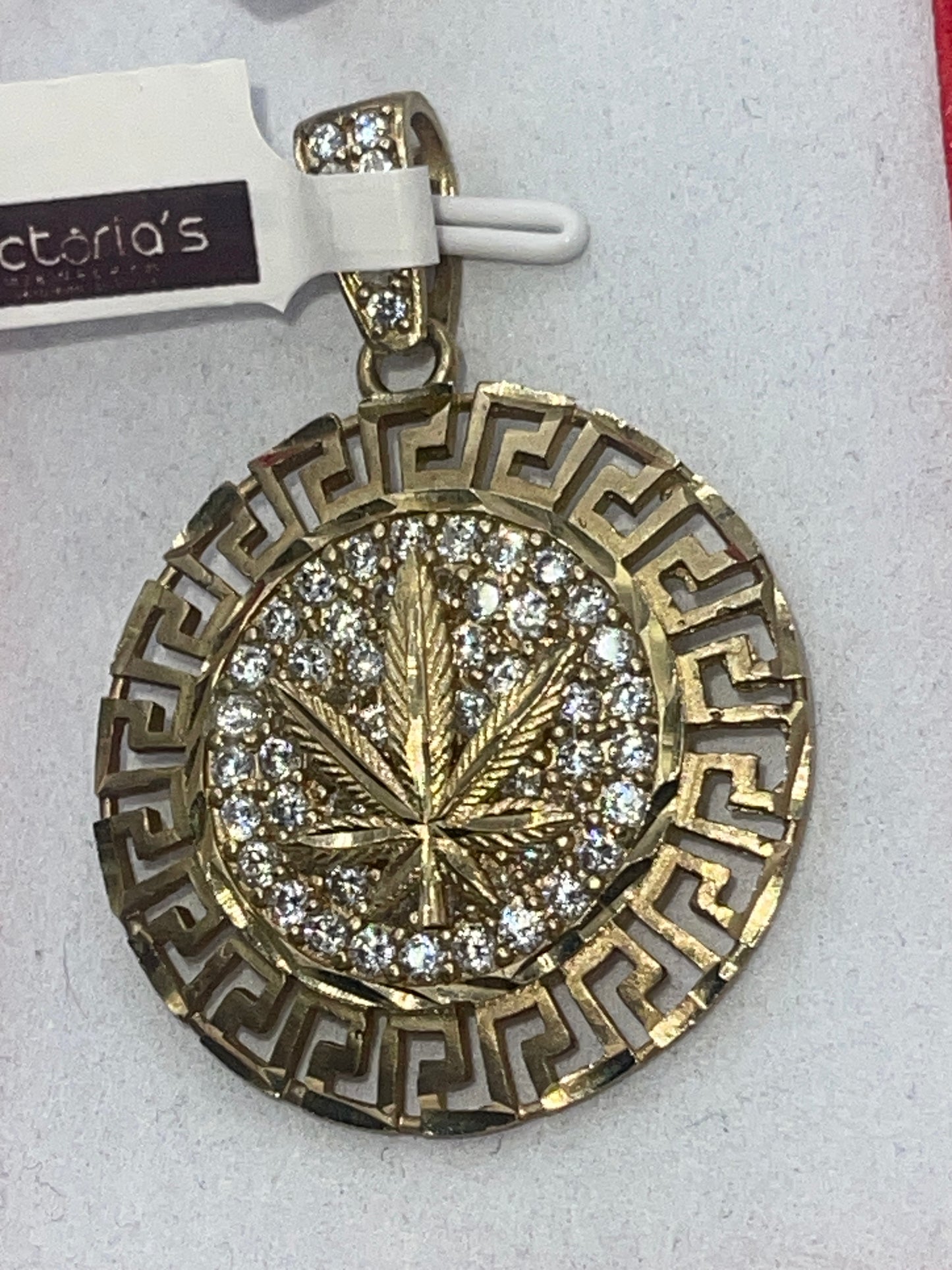 Leaf Cz Circle Pendent 10k