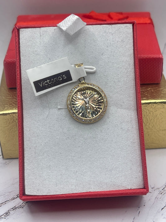 Medallion Jesus Pendent 10k