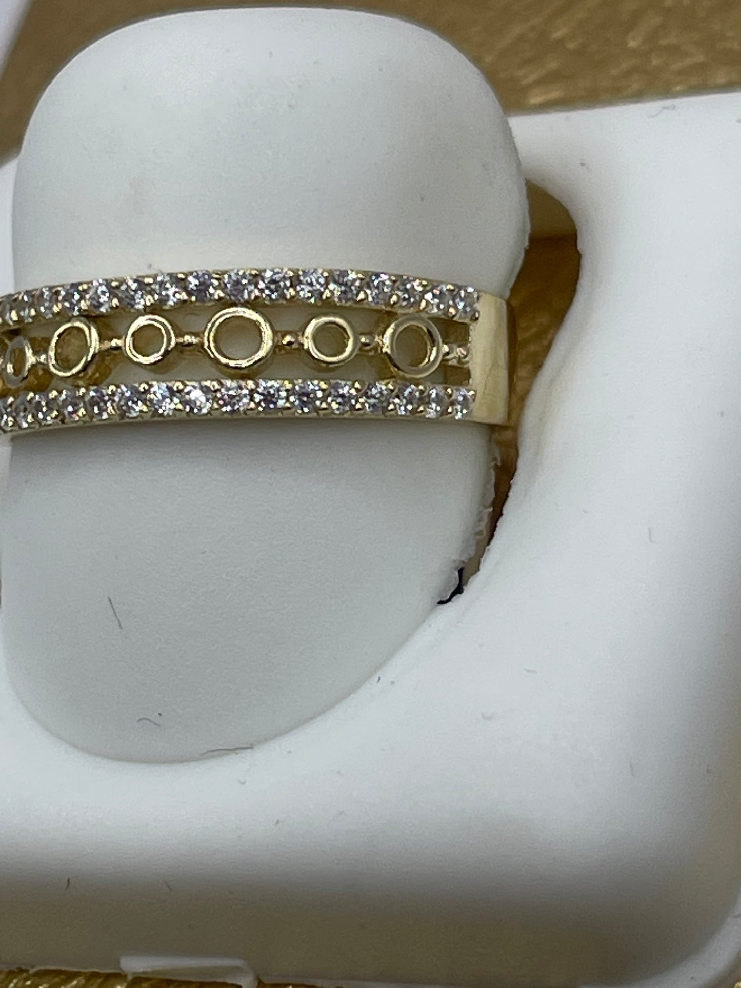 Cz Band Ring 10k