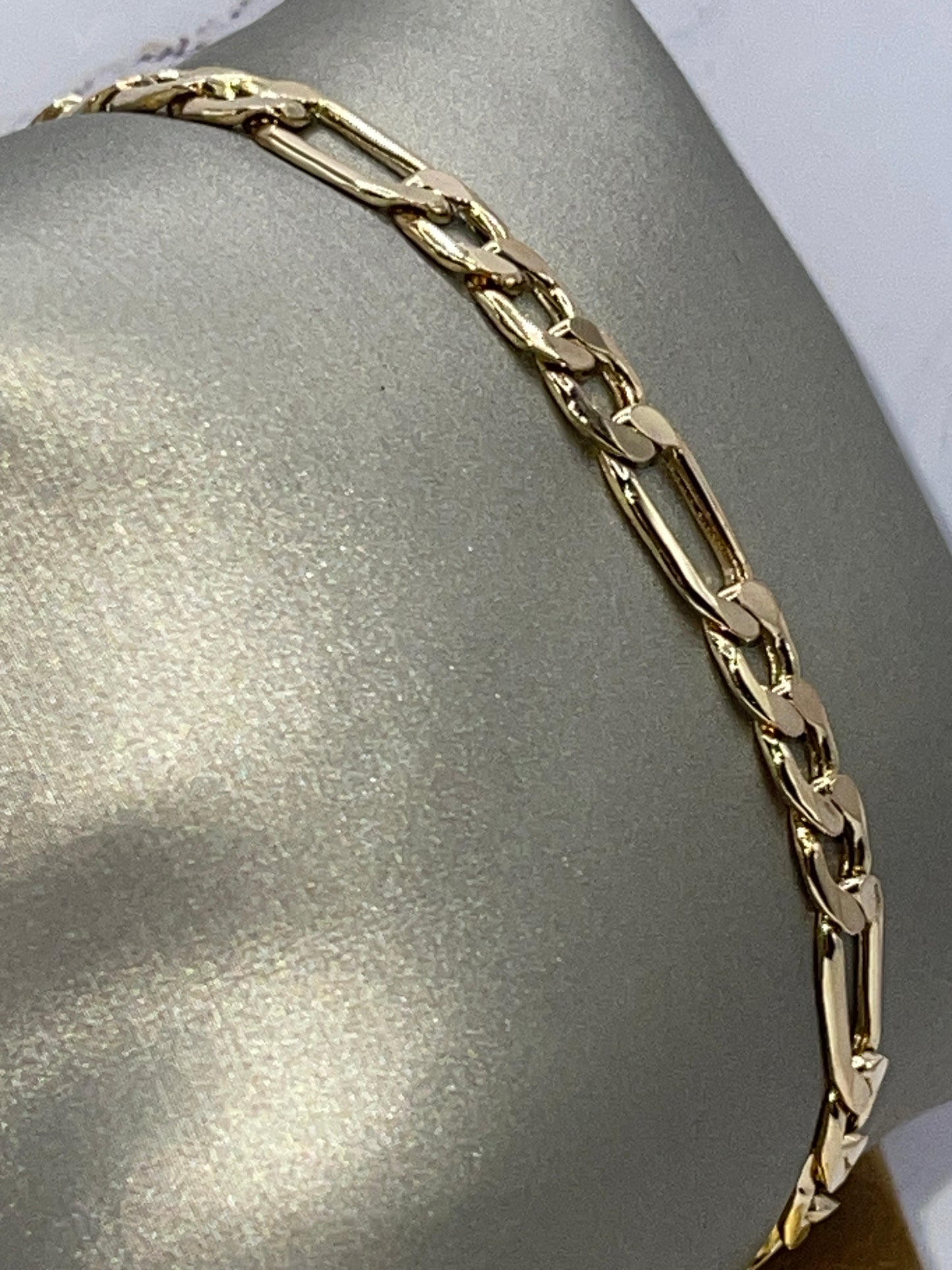 Figaro Bracelet 10k